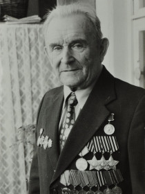 Смышляев Евгений Васильевич